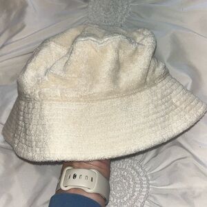 Aritzia terry cloth bucket hat